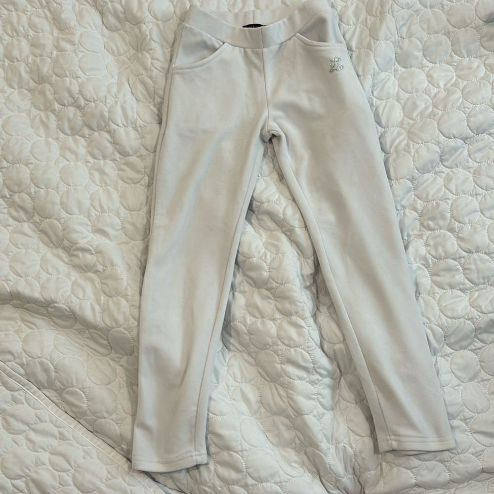 White pants girls